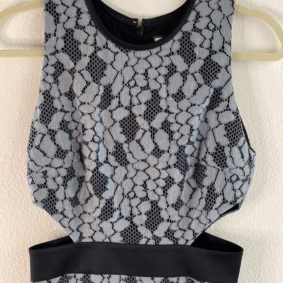 Alexis Maile Blue Lace Cutout Dress Sz small - Picture 4 of 8
